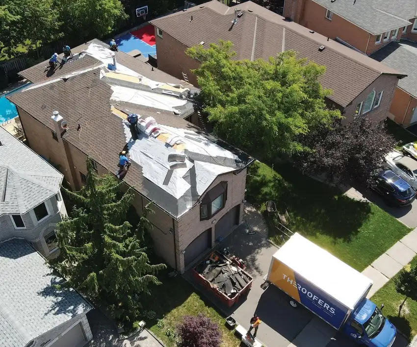 Asphalt shingle roof replacement, Vaughan