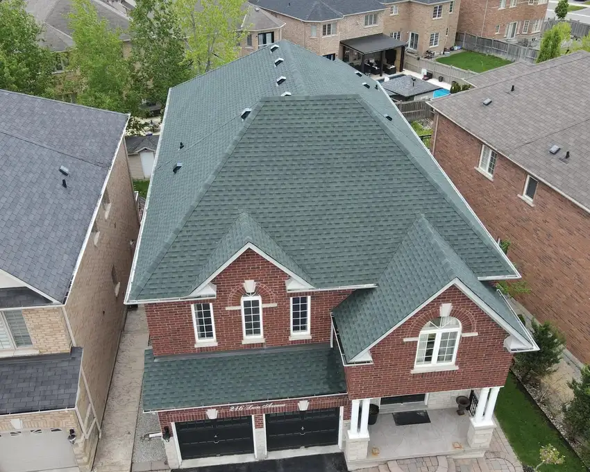 Commercial flat roof membrane work